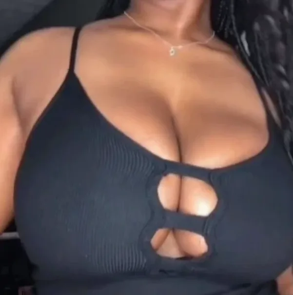 Antonia, 25