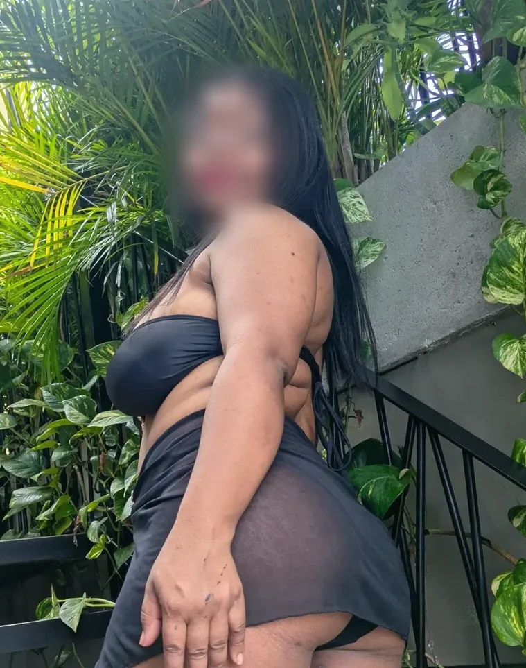 Lotta, 22
