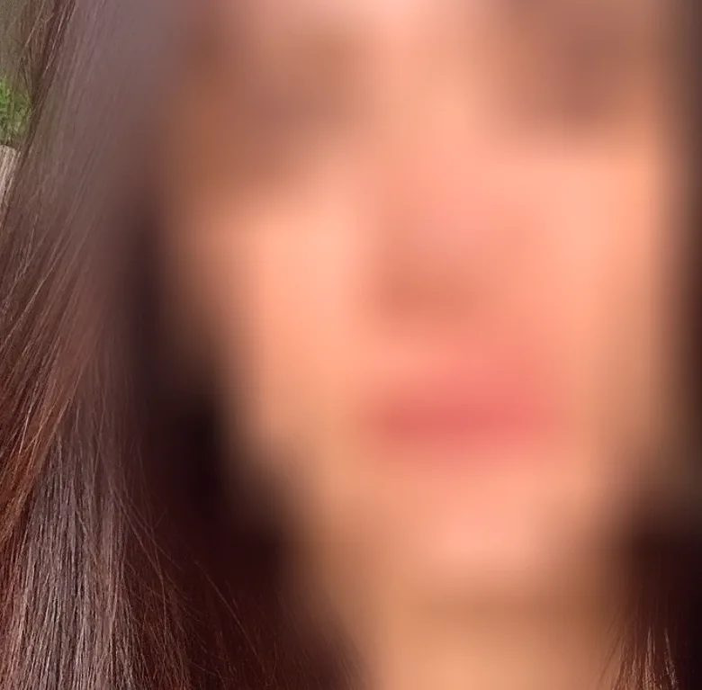 Sabrina, 36