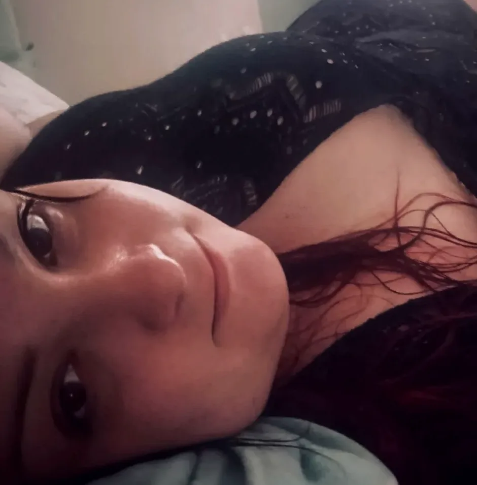 Zeynep, 33
